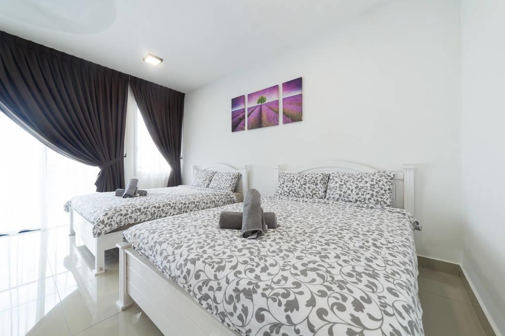 Next To Sccc At Trefoil For 2-4 Pax Homestay Setia Alam