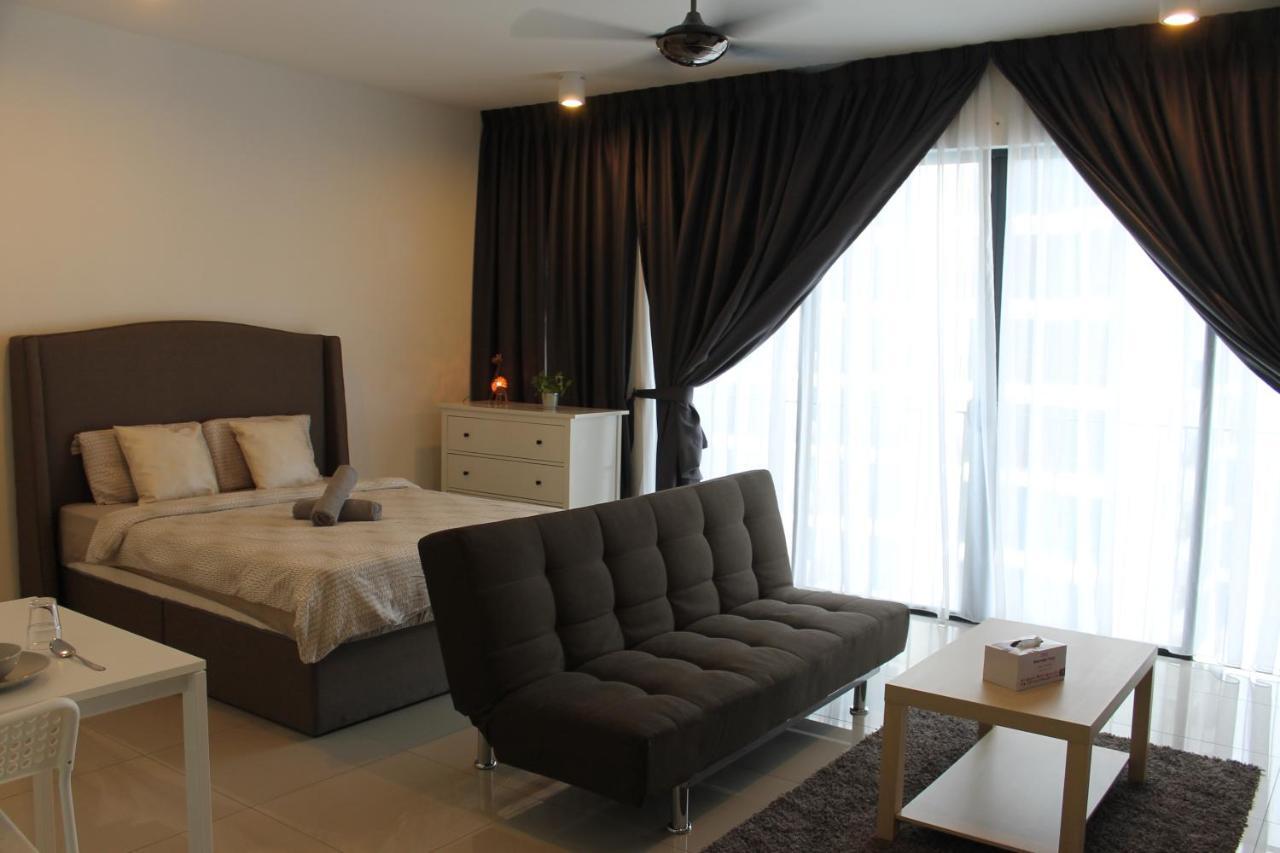 Next To Sccc At Trefoil For 2-4 Pax Homestay *